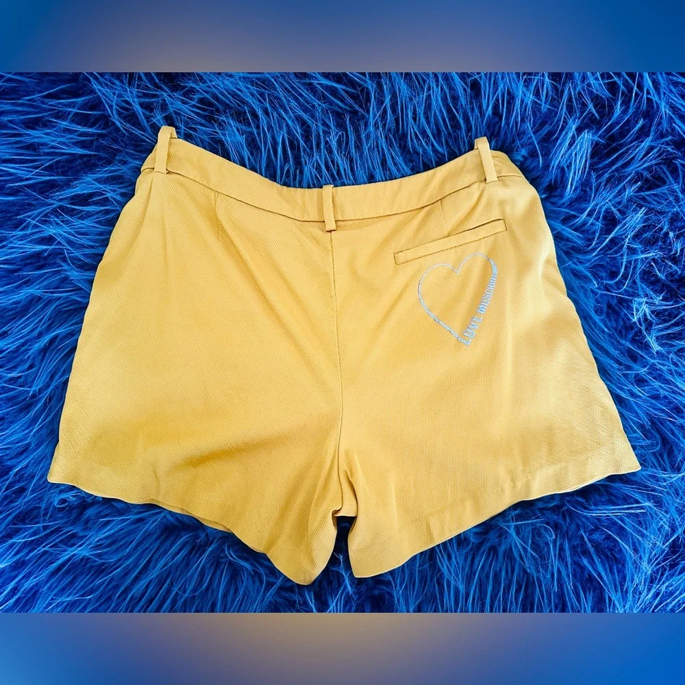 Love Moschino women’s shorts size 6